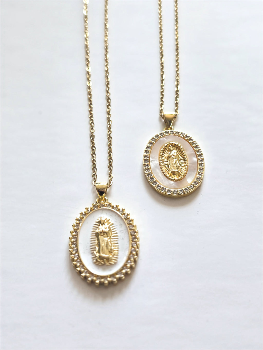 Mother of God Praying Necklace image 3